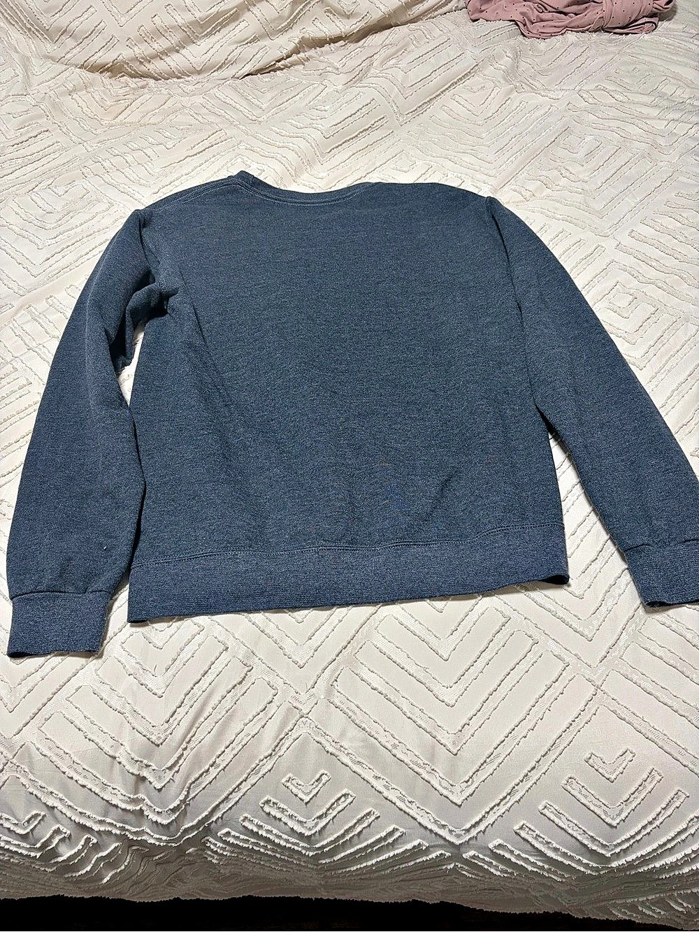 Athletic Works Crewneck Sweatshirt in Gray Size Medium